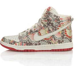 nike dunk floral